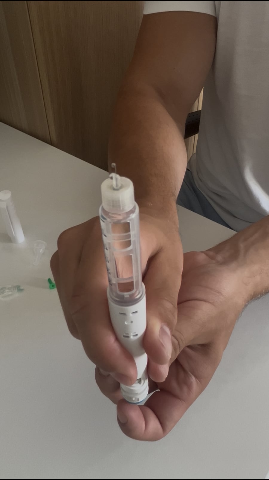 Schritt 9: Pen entlüften bis ein Tropfen erscheint